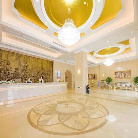 Vienna Classic Hotel Qingyuan Taihe Ancient Cave Scenic Area Kültér fotó