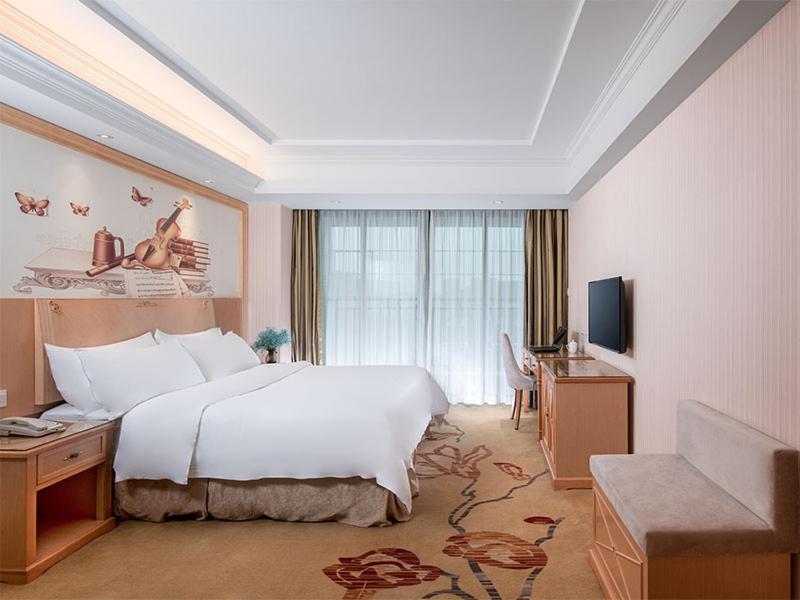 Vienna Classic Hotel Qingyuan Taihe Ancient Cave Scenic Area Kültér fotó