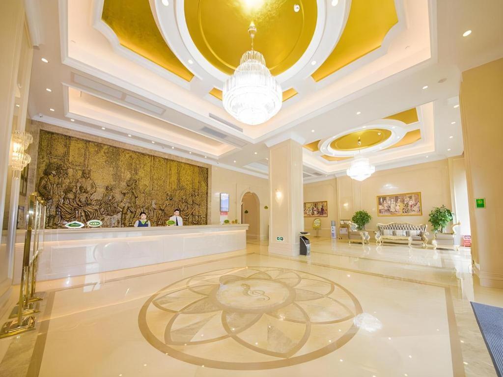 Vienna Classic Hotel Qingyuan Taihe Ancient Cave Scenic Area Kültér fotó