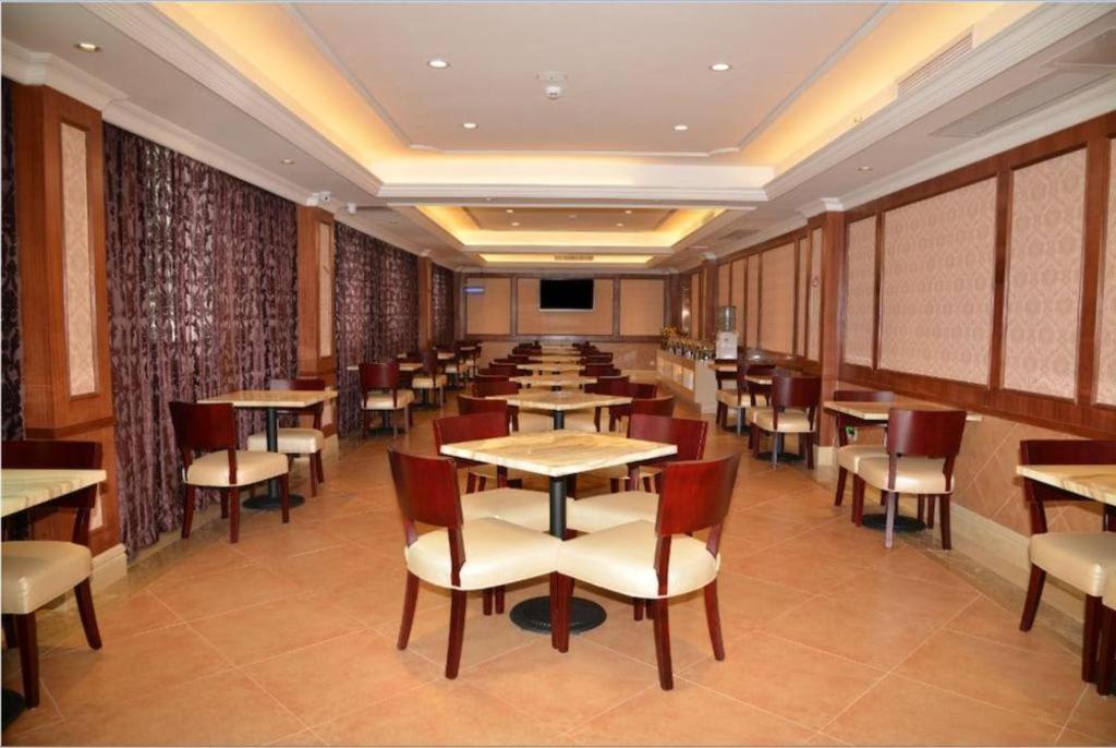 Vienna Classic Hotel Qingyuan Taihe Ancient Cave Scenic Area Kültér fotó